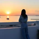 37 2 Heaven * Naxos City
