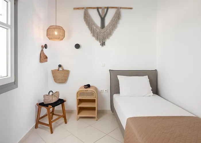 37 2 Heaven Naxos City