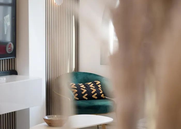 Apartment 37 2 Heaven *