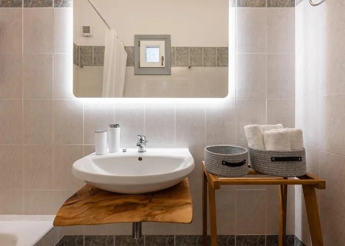 Apartment 37 2 Heaven